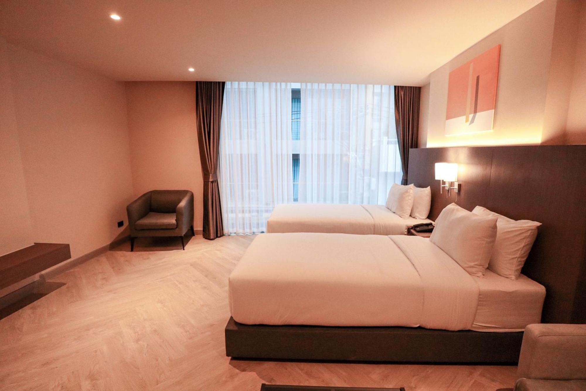 The One Cozy Living Hotel Pattaya Exterior photo